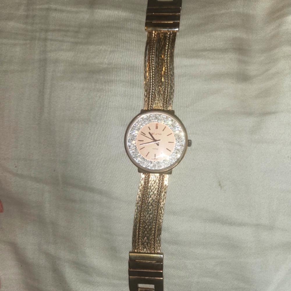 Geneva Rose Gold w diamonds